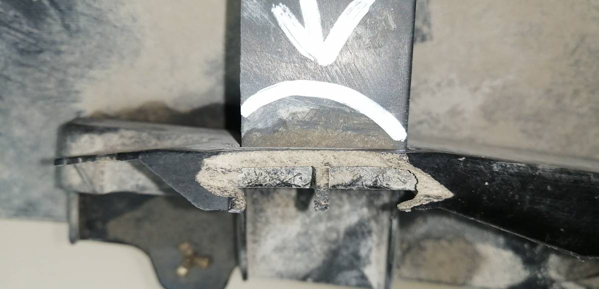 Бампер задний Mazda CX-7 (ER) 2006-2012