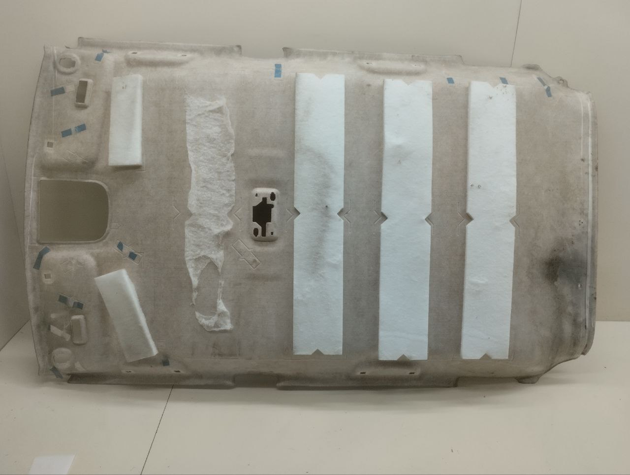 Обшивка потолка Toyota Auris (E150) 2006-2012