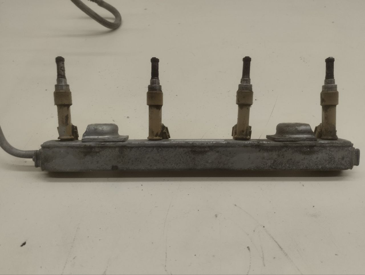 Рейка топливная (рампа) Toyota Auris (E150) 2006-2012