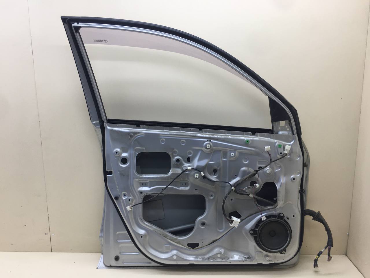 Дверь передняя левая Toyota Rav 4 (A30) 2006-2013 Дверь передняя левая Toyota Rav 4 (A30) 2006-2013