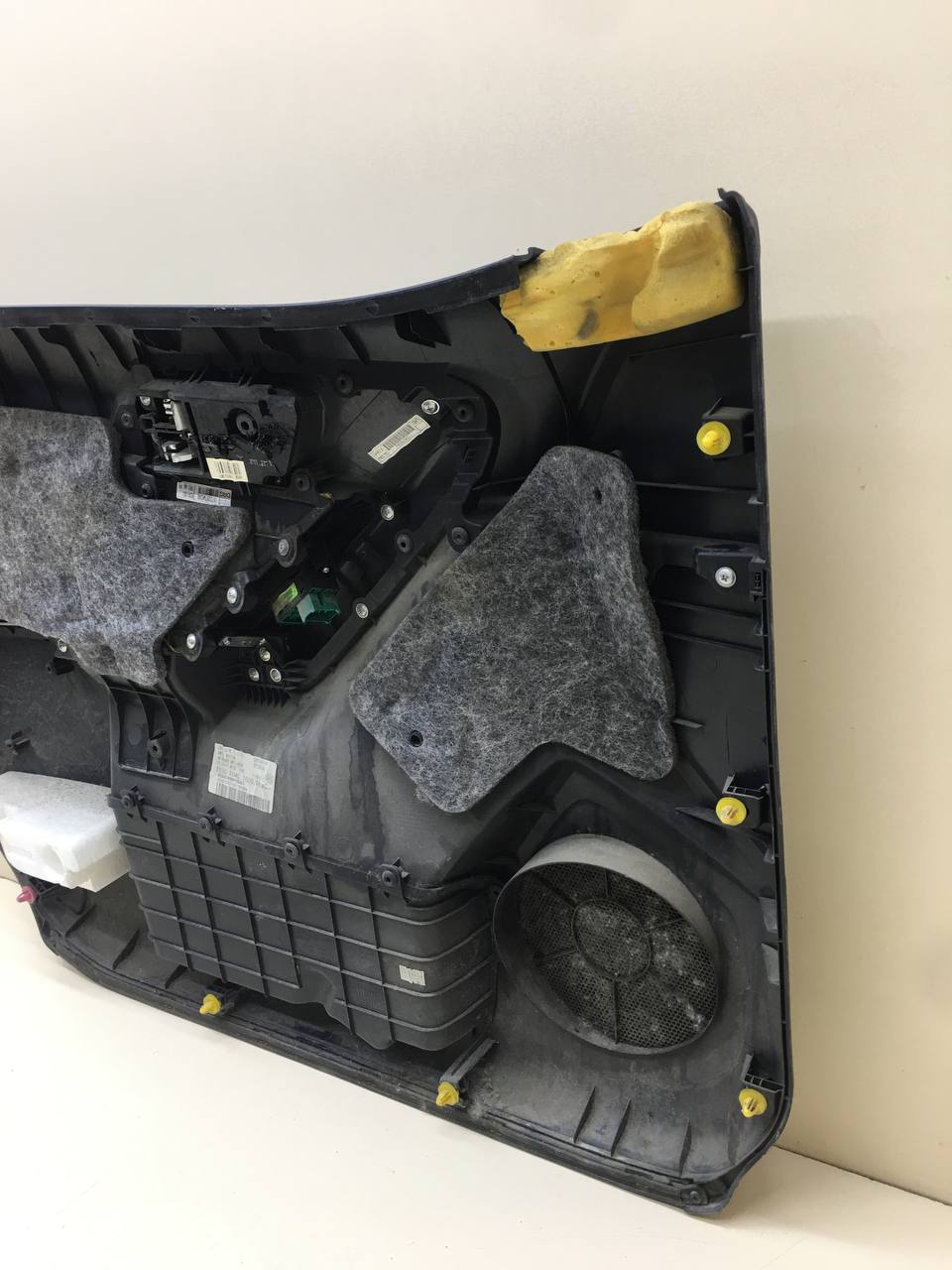 Обшивка двери передней правой Kia Cerato (TD) 2009-2013