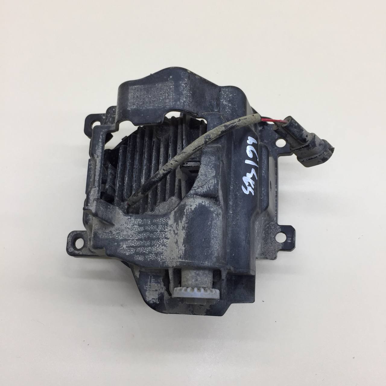 Фара противотуманная левая Toyota Rav 4 (XA40) 2013-2019