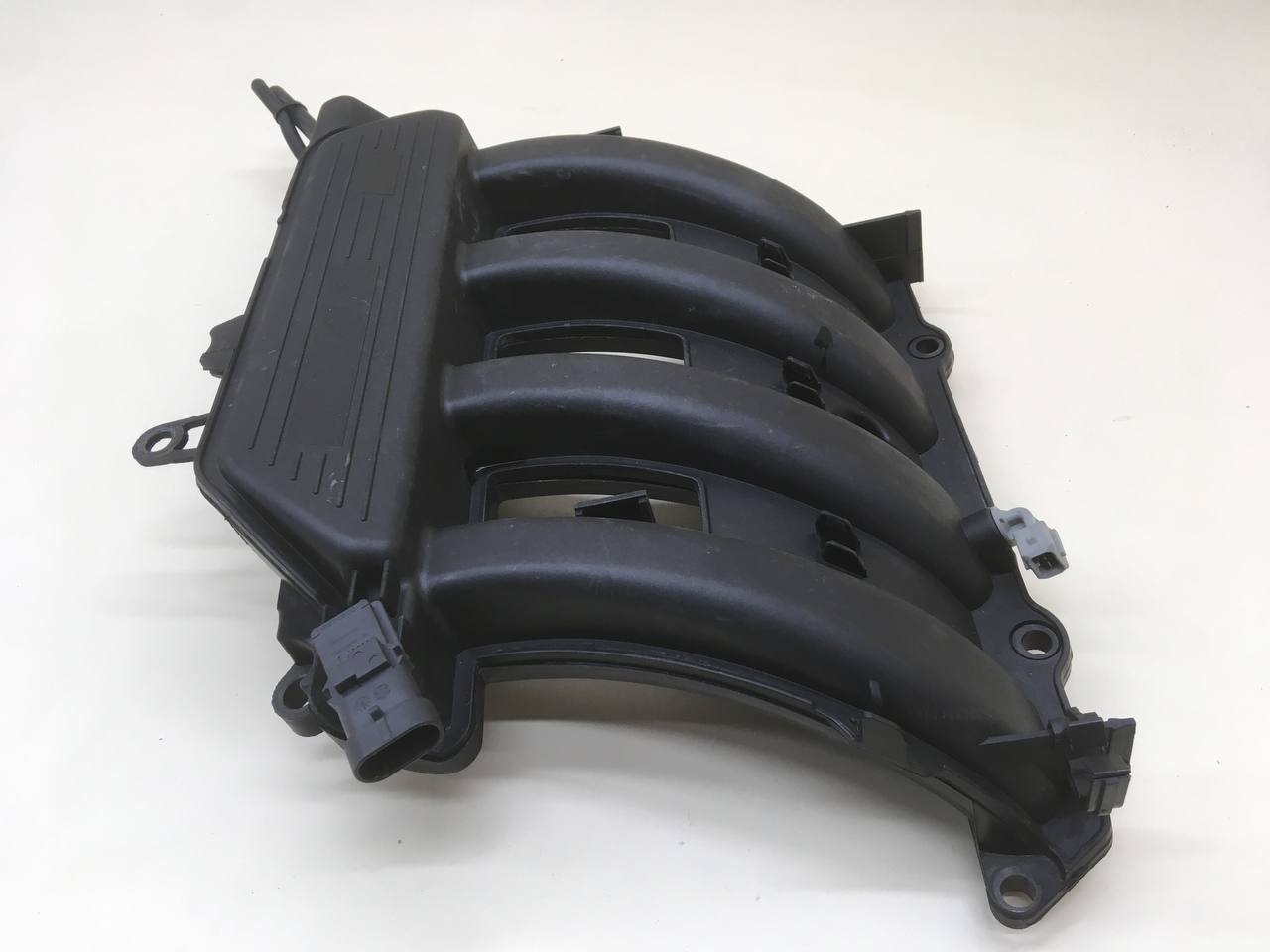 Коллектор впускной Nissan Almera 3 (G11, G15) 2012> Коллектор впускной Nissan Almera 3 (G11, G15) 2012>