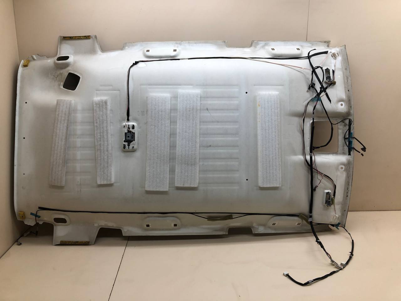 Обшивка потолка Toyota Rav 4 (A30) 2006-2013