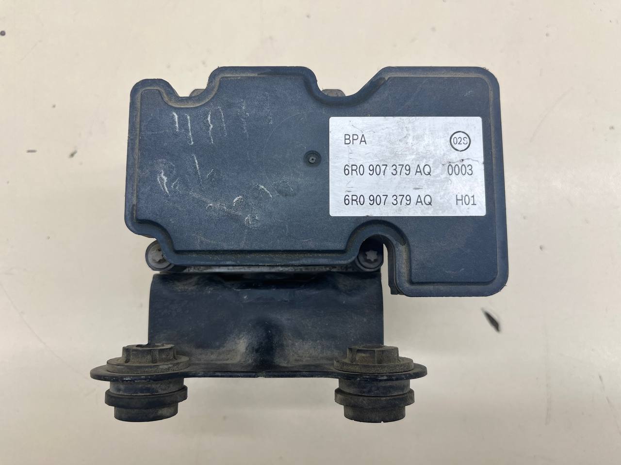 Блок ABS (насос) Volkswagen Polo (MK5) 2011-2020