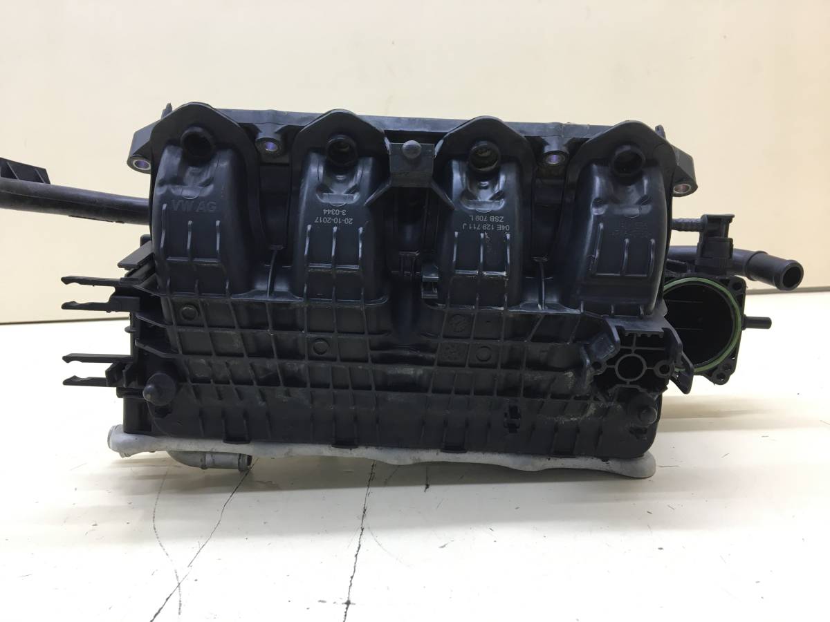 Коллектор впускной Volkswagen Polo (MK5) 2011-2020