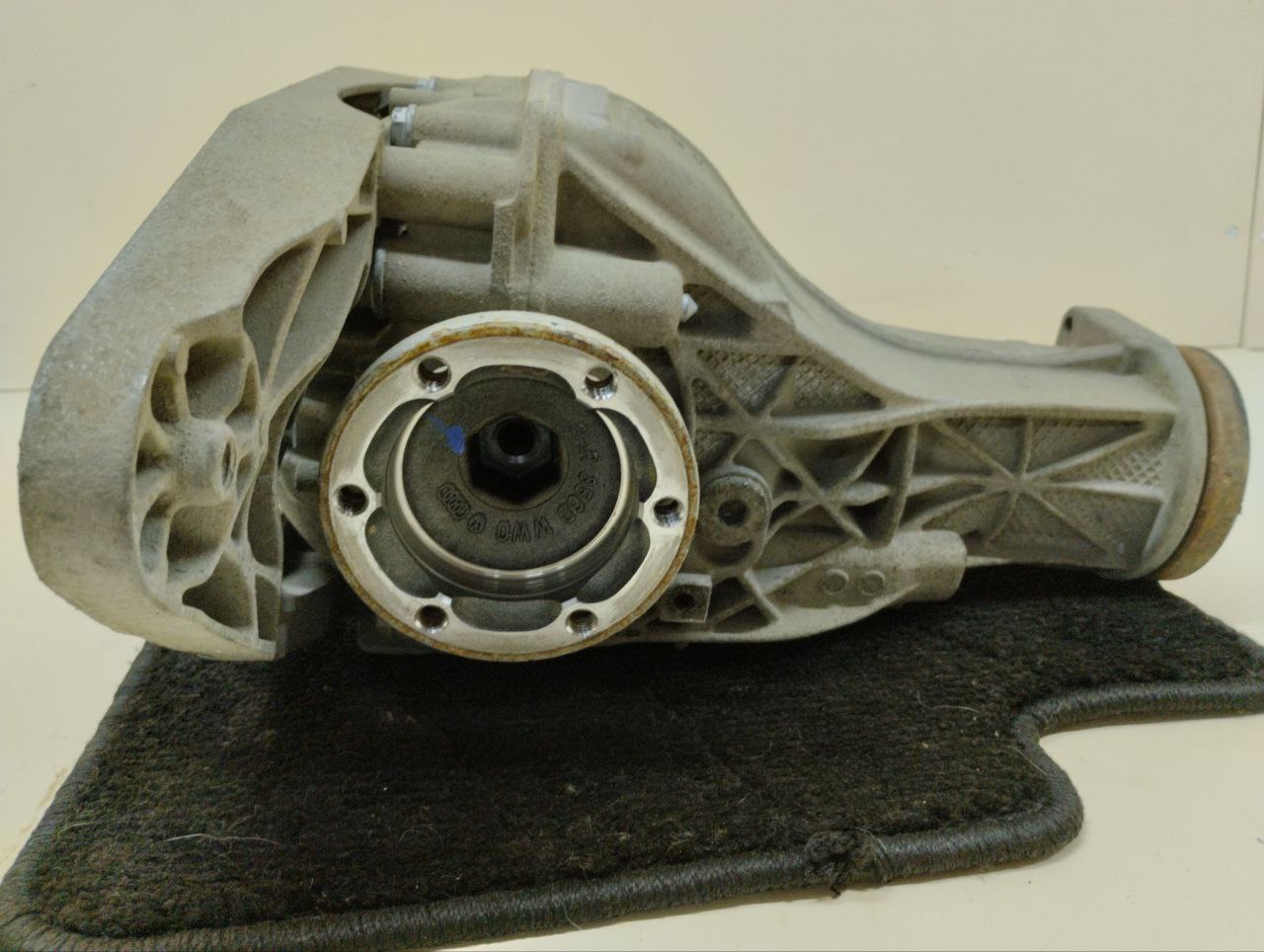 Редуктор заднего моста Audi Q5 (8R) 2008-2017