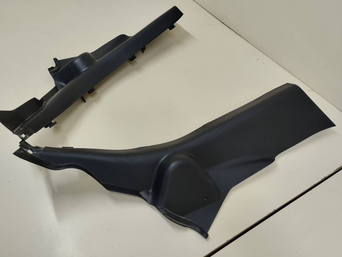 Обшивка стойки Mazda Mazda 3 (BL) 2009-2013 Обшивка стойки Mazda Mazda 3 (BL) 2009-2013