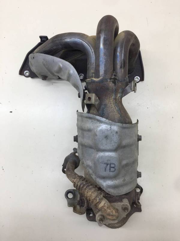 Коллектор выпускной Toyota Rav 4 (XA40) 2013-2019