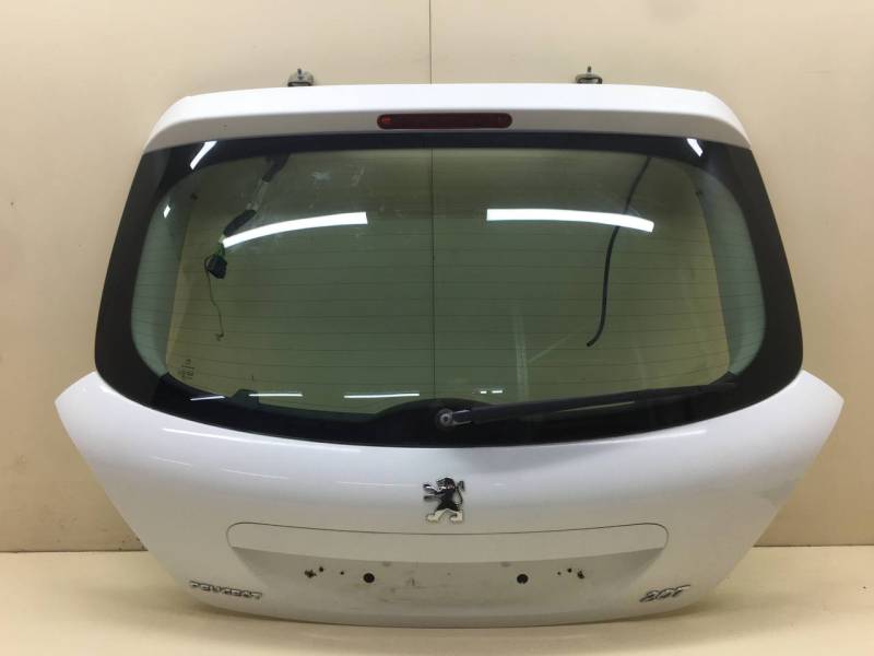 Дверь багажника со стеклом Peugeot 207 2006-2013 Дверь багажника со стеклом Peugeot 207 2006-2013