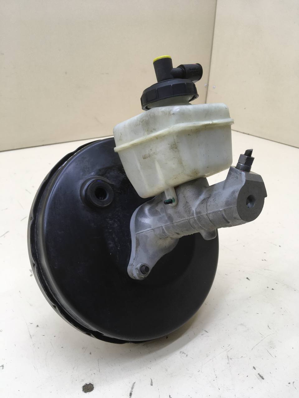 Усилитель тормозов вакуумный Renault Duster (HSA, HSM) 2012> Усилитель тормозов вакуумный Renault Duster (HSA, HSM) 2012>