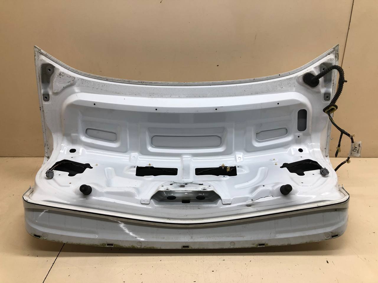 Крышка багажника Ford Mondeo 4 2007-2015