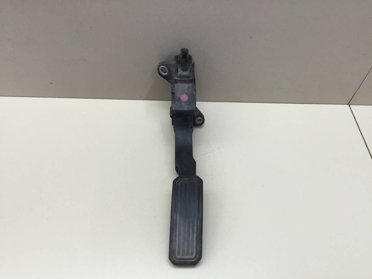 Педаль газа Toyota Auris (E150) 2006-2012