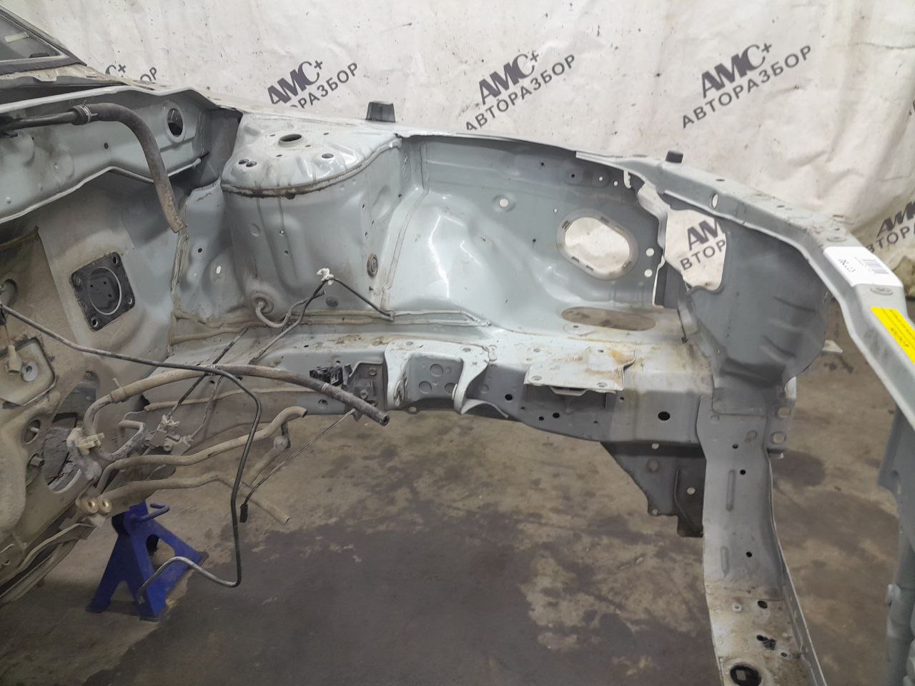 Четверть передняя левая Nissan Almera Classic (B10) 2006-2013