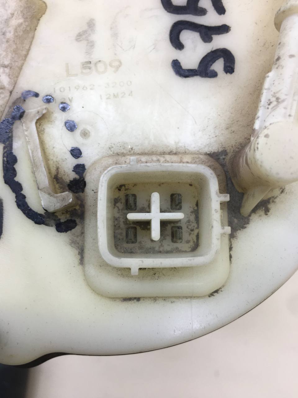 Насос топливный электрический Mazda Mazda 6 (GH) 2007-2012