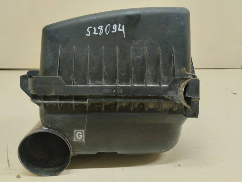 Корпус воздушного фильтра Toyota Auris (E150) 2006-2012
