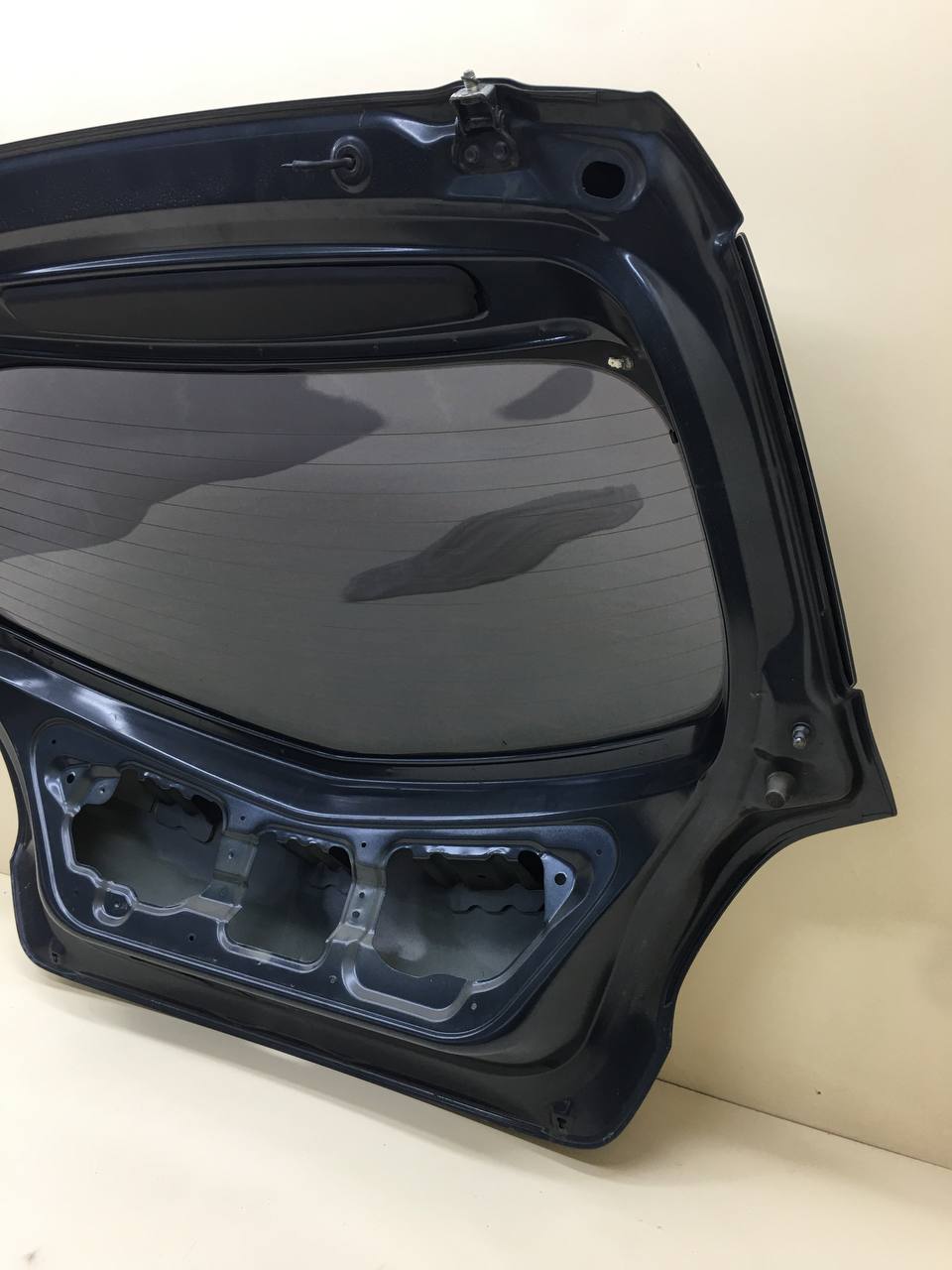 Дверь багажника со стеклом Mazda Mazda 2 (DE) 2007-2014