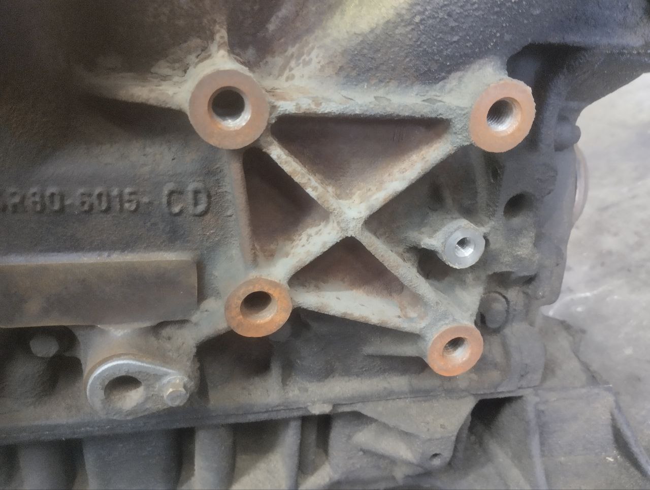 Блок двигателя Land Rover Discovery 3 (L319) 2004-2009 Блок двигателя Land Rover Discovery 3 (L319) 2004-2009