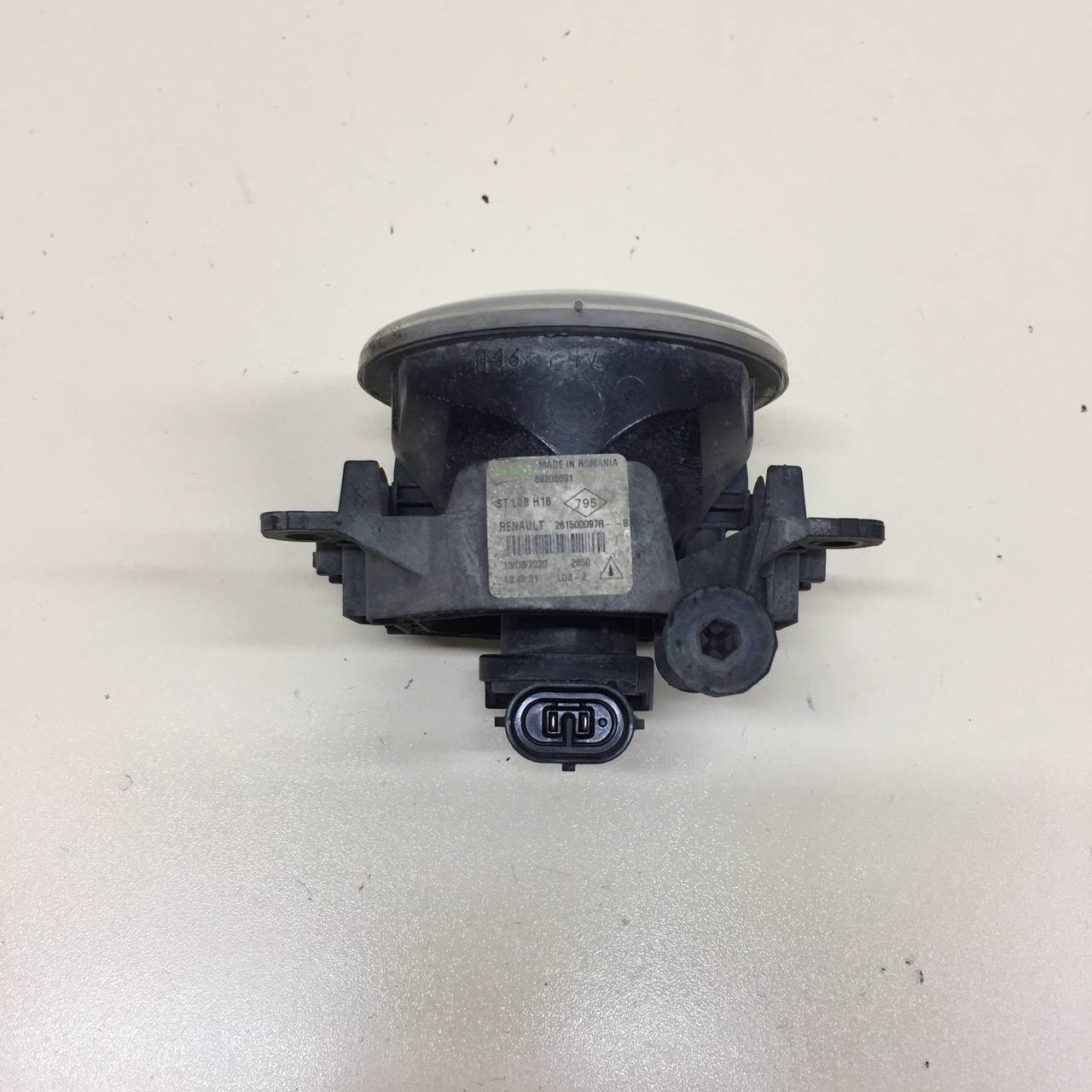 Фара противотуманная Renault Sandero Stepway (5S) 2014-2022 Фара противотуманная Renault Sandero Stepway (5S) 2014-2022
