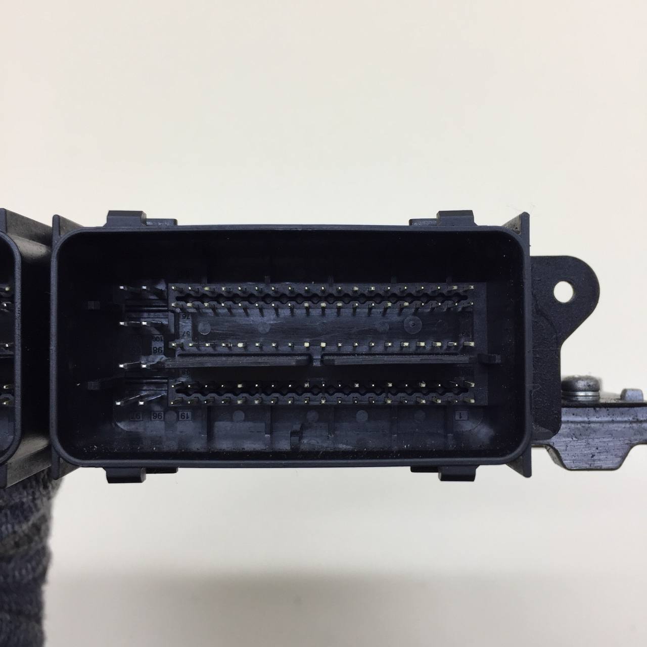 Блок управления двигателем Volvo XC60 2008-2017