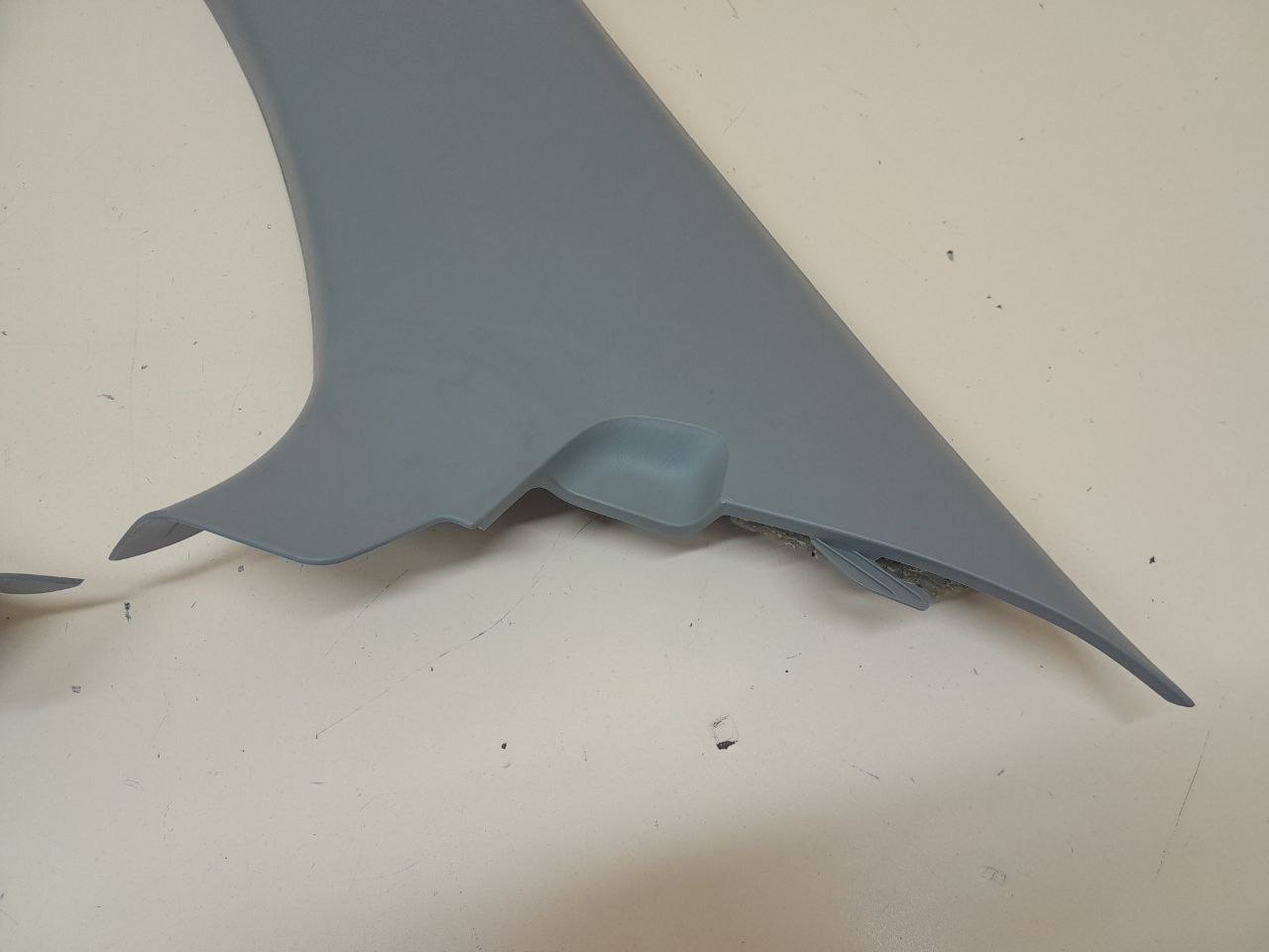 Обшивка стойки Nissan Almera Classic (B10) 2006-2013 Обшивка стойки Nissan Almera Classic (B10) 2006-2013
