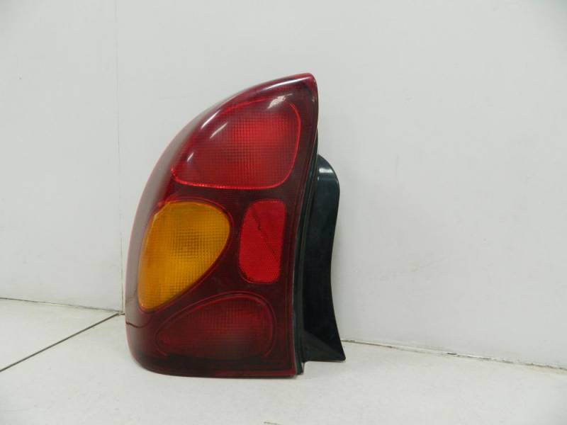 Фонарь задний левый Chevrolet Lanos (T100) 2004-2010 Фонарь задний левый Chevrolet Lanos (T100) 2004-2010