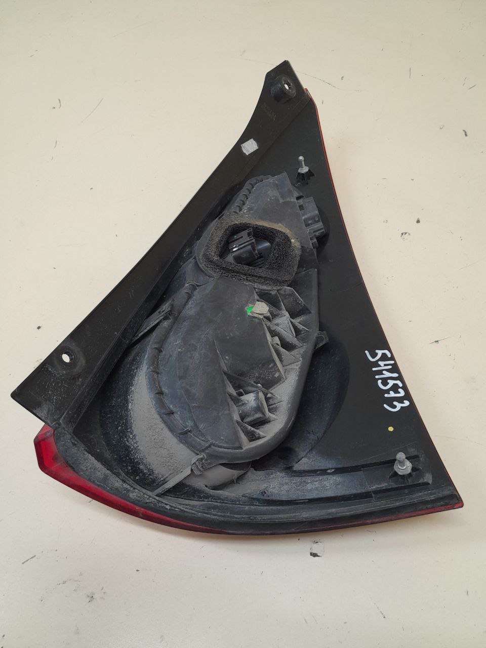 Фонарь задний левый Peugeot 107 2006-2014