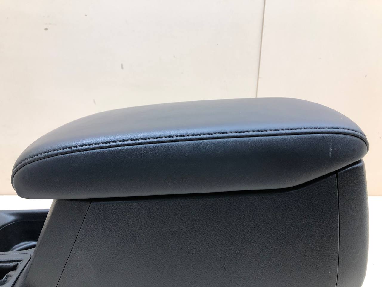Консоль центральная Toyota Rav 4 (XA40) 2013-2019