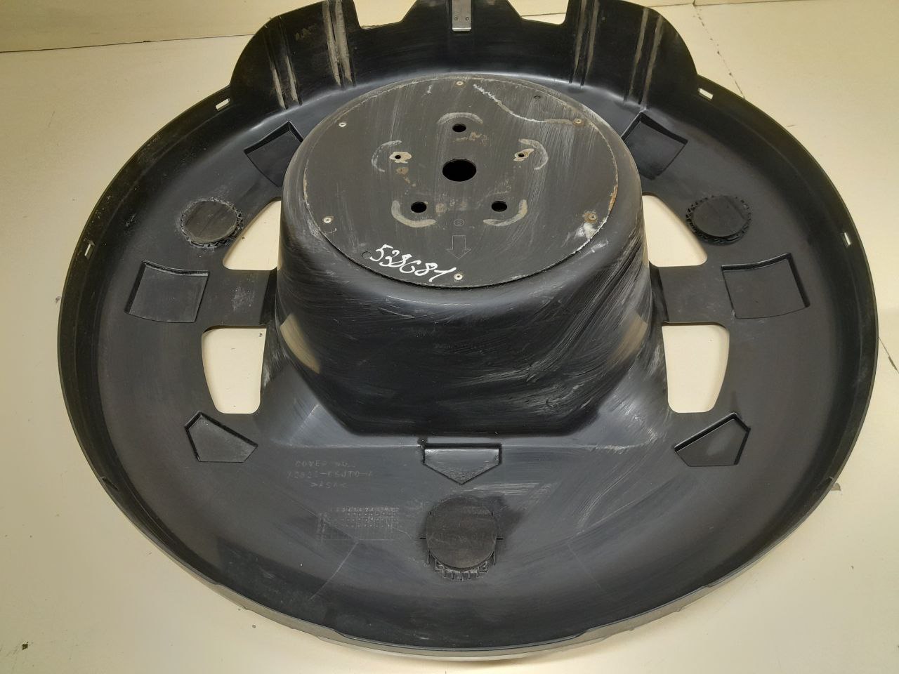 Кронштейн запасного колеса Suzuki Grand Vitara 2005-2015 Кронштейн запасного колеса Suzuki Grand Vitara 2005-2015