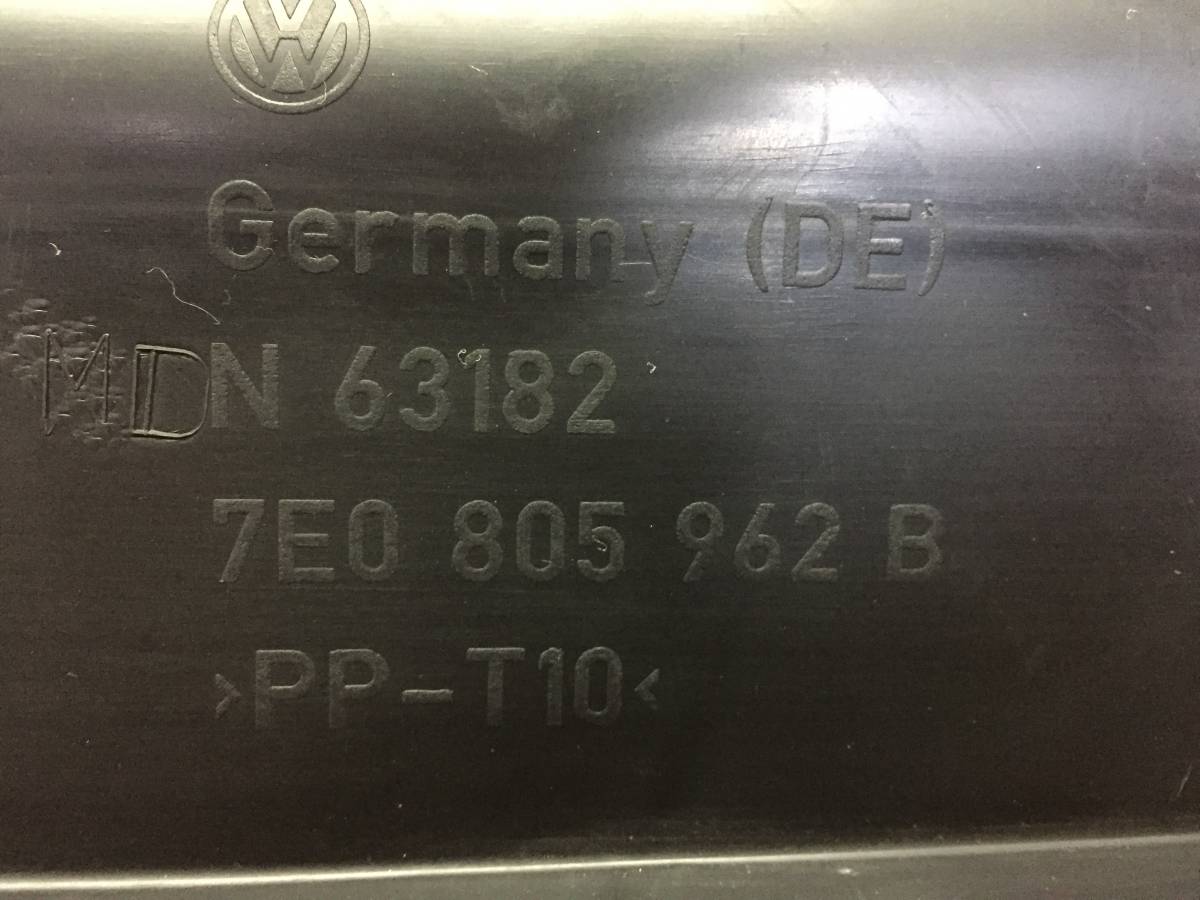 Пыльник (кузов наружные) Volkswagen Transporter T5 2003-2015