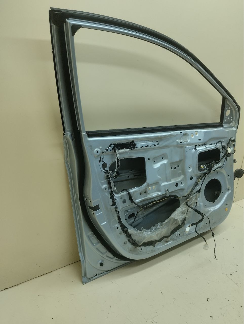 Дверь передняя левая Hyundai Solaris (RB) 2010-2017