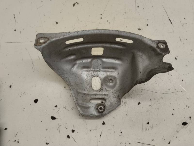 Экран тепловой Toyota Corolla E180 2013-2019 Экран тепловой Toyota Corolla E180 2013-2019