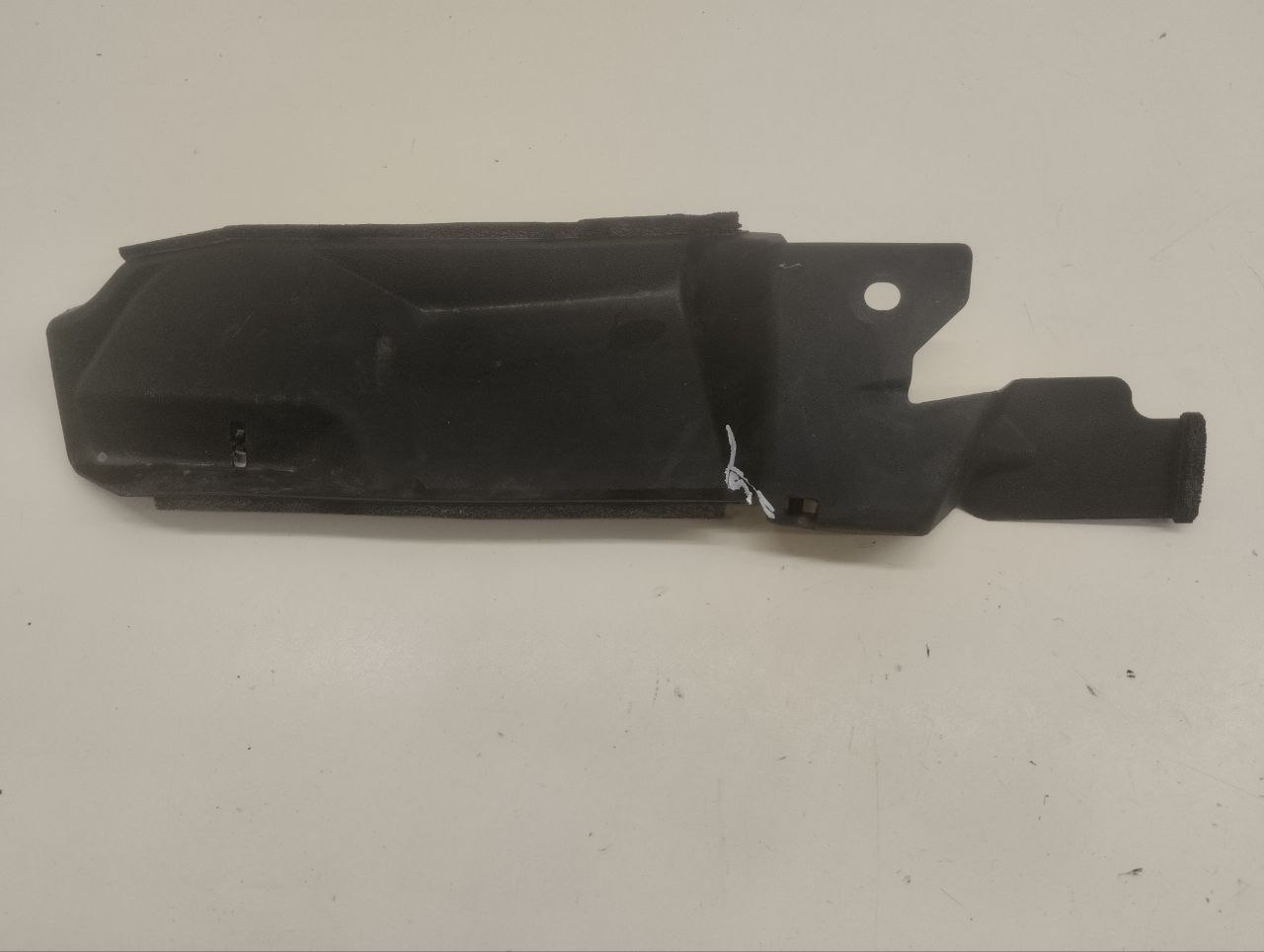 Пыльник (кузов наружные) Toyota Auris (E150) 2006-2012 Пыльник (кузов наружные) Toyota Auris (E150) 2006-2012