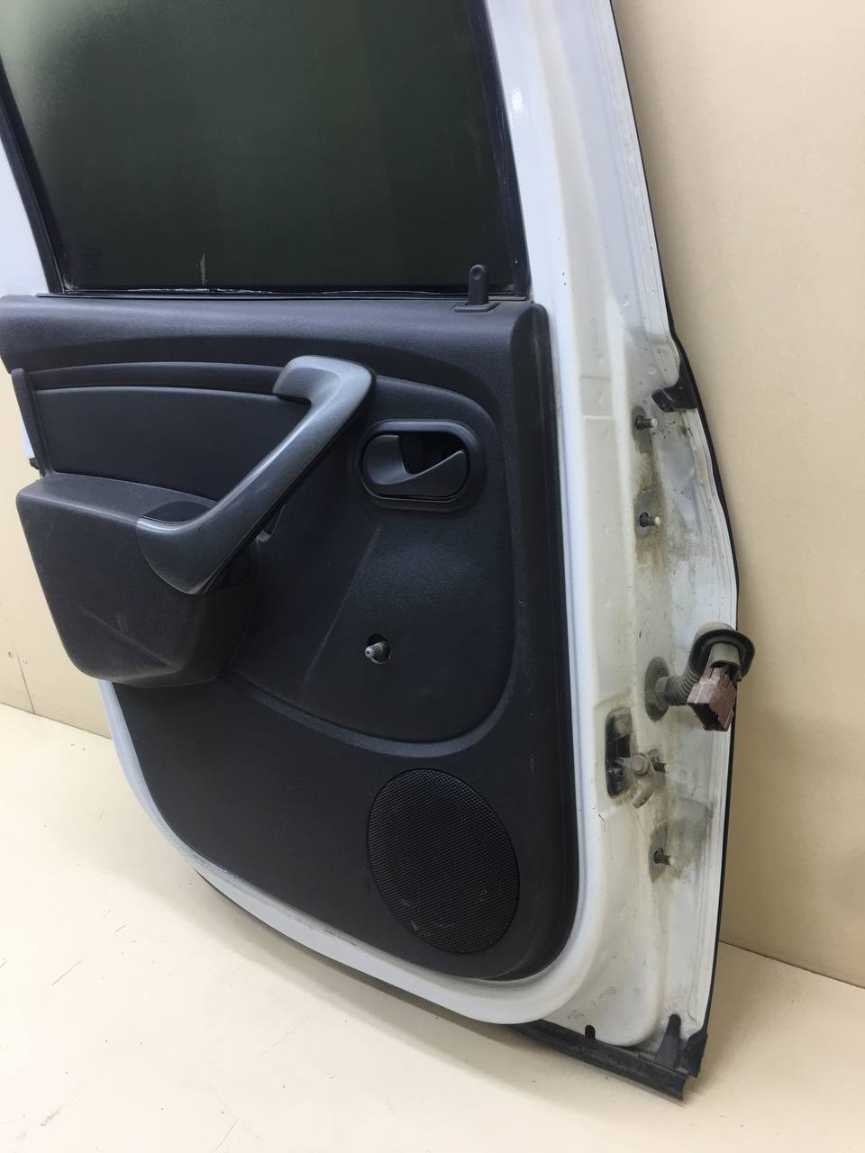 Дверь задняя левая Renault Duster (HSA, HSM) 2012>