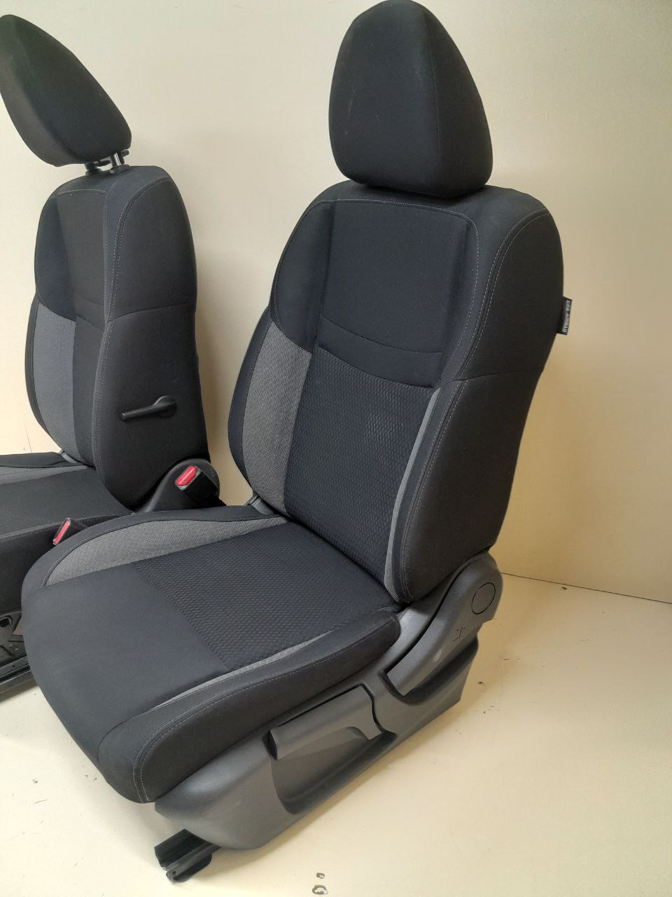 Сиденье (комплект) Nissan Qashqai (J11) 2014> Сиденье (комплект) Nissan Qashqai (J11) 2014>