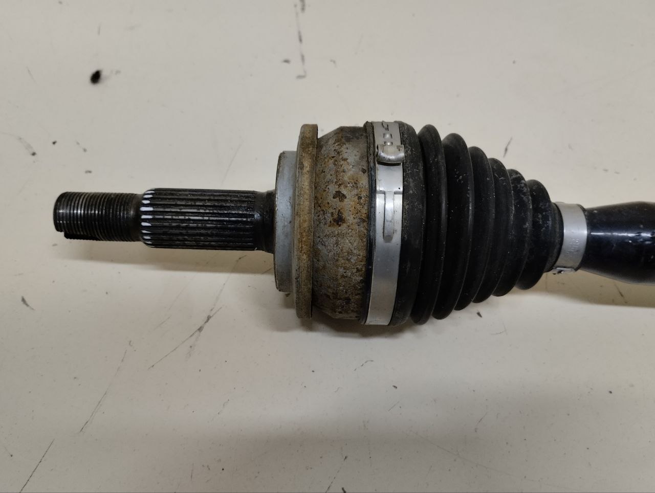 Полуось передняя правая Toyota Auris (E150) 2006-2012 Полуось передняя правая Toyota Auris (E150) 2006-2012