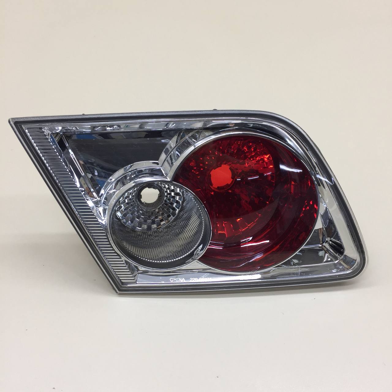 Фонарь задний внутренний левый Mazda Mazda 6 (GG) 2002-2007