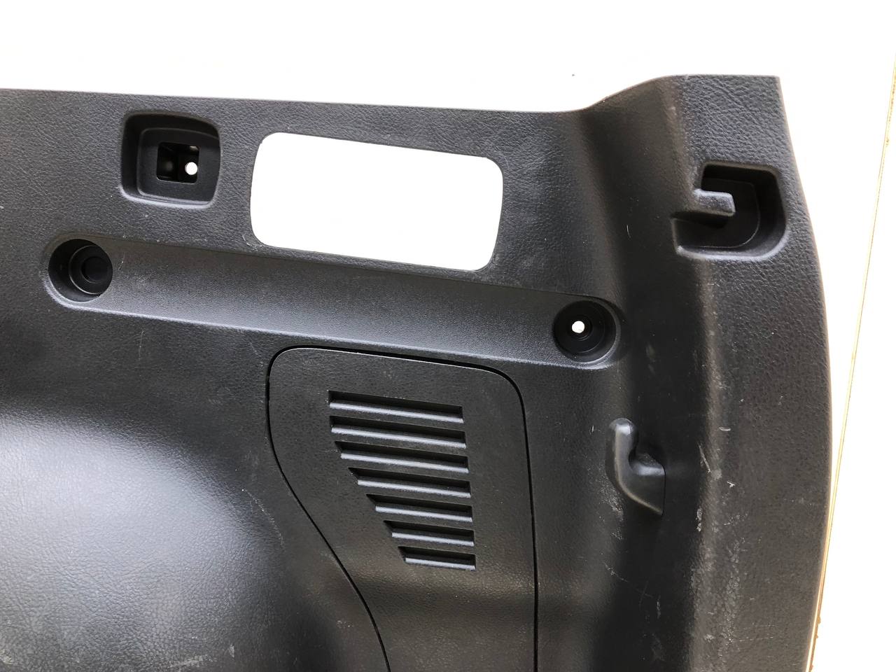 Обшивка багажника Toyota Rav 4 (A30) 2006-2013