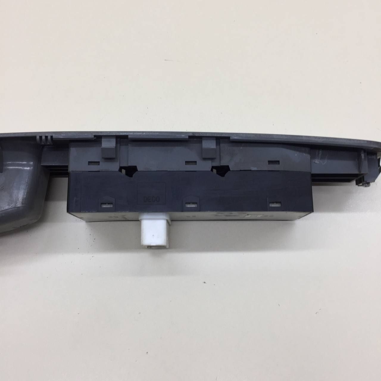 Блок управления стеклоподъемниками Chevrolet Lacetti (J200) 2003-2013