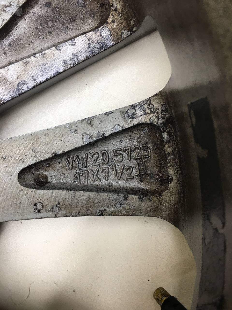 Диски к-кт R17 Литые