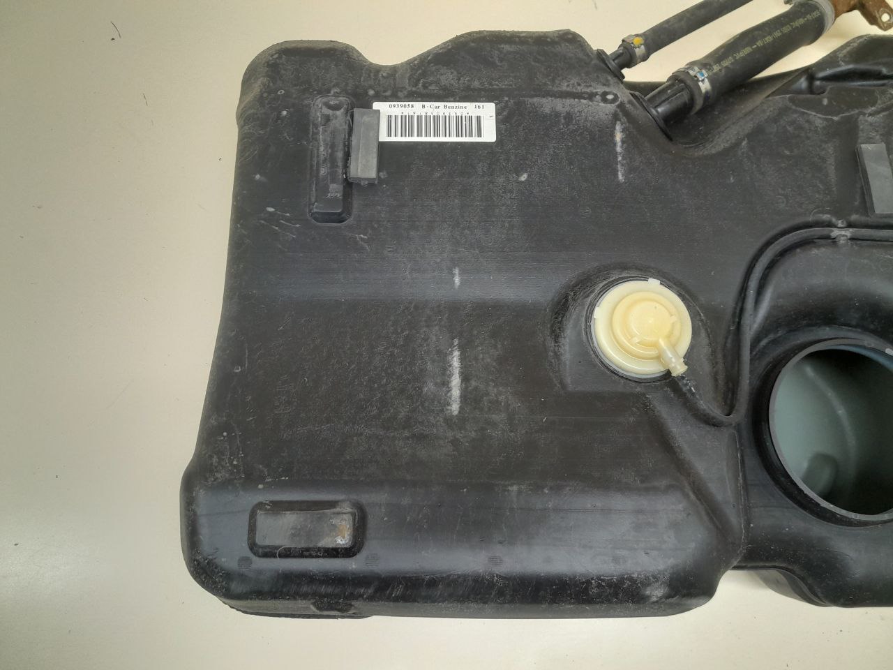 Бак топливный Ford Fusion (JU) 2002-2012 Бак топливный Ford Fusion (JU) 2002-2012