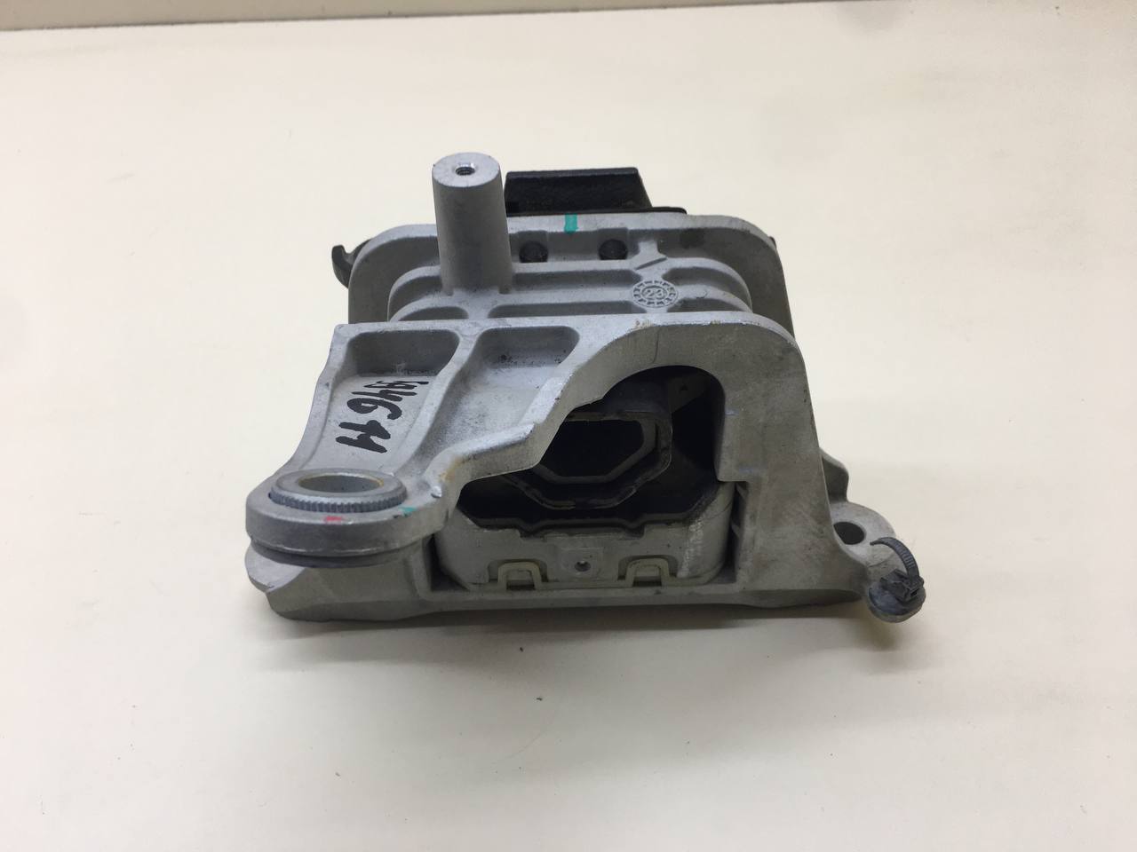 Опора двигателя EXEED RX 2022>