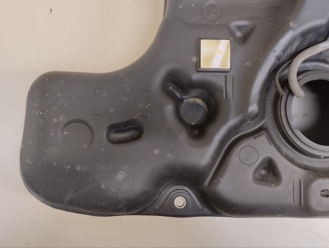 Бак топливный Toyota Corolla E150 2006-2013 Бак топливный Toyota Corolla E150 2006-2013