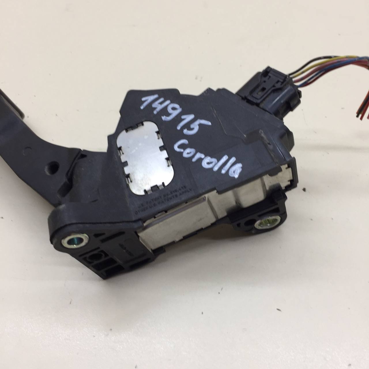 Педаль газа Toyota Auris (E150) 2006-2012