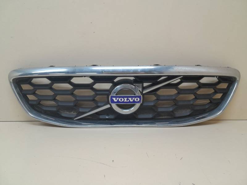 Решетка радиатора Volvo V40 Cross Country 2012>