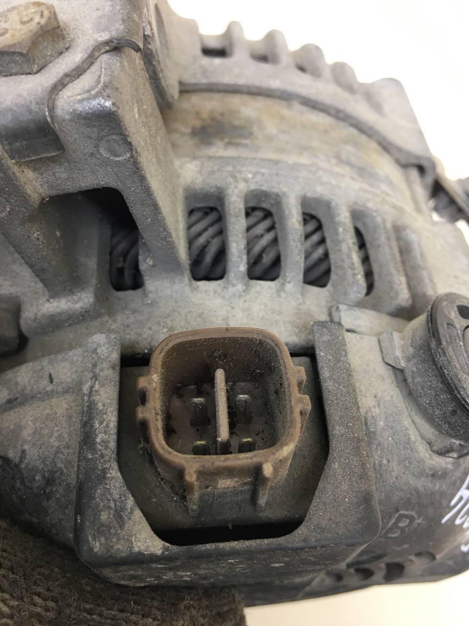 Генератор Toyota Rav 4 (A30) 2006-2013 Генератор Toyota Rav 4 (A30) 2006-2013