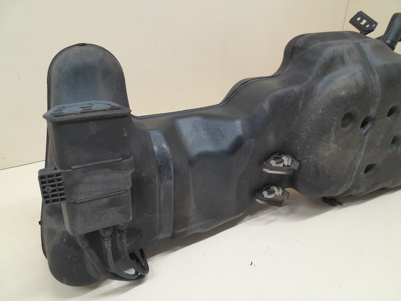 Бак топливный Nissan Note (E11) 2006-2013