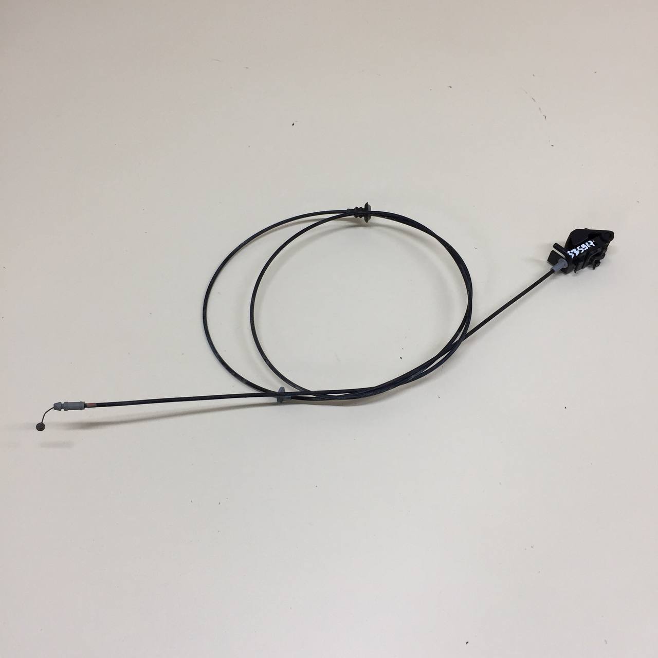 Ручка открывания капота Mazda Mazda 3 (BM) 2013-2016 Ручка открывания капота Mazda Mazda 3 (BM) 2013-2016