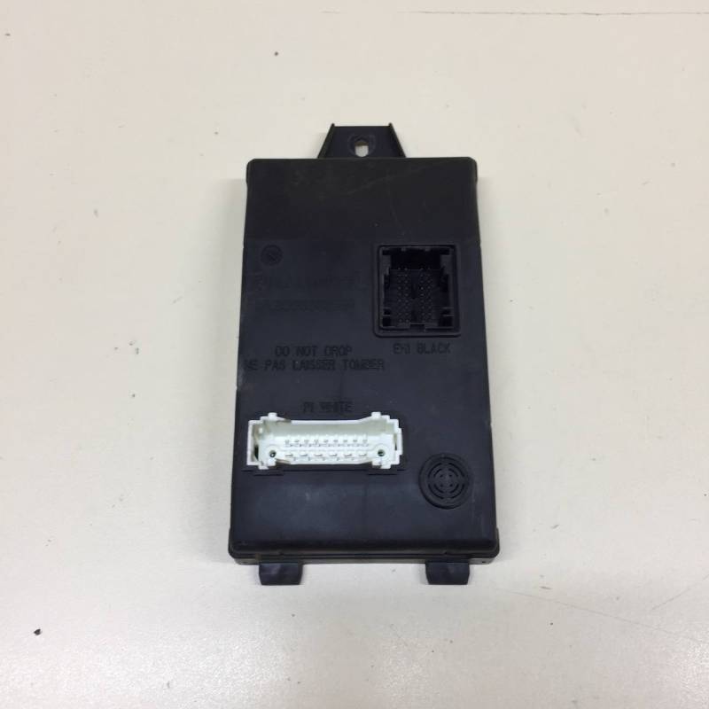 Блок комфорта Renault Duster (HSA, HSM) 2012> Блок комфорта Renault Duster (HSA, HSM) 2012>