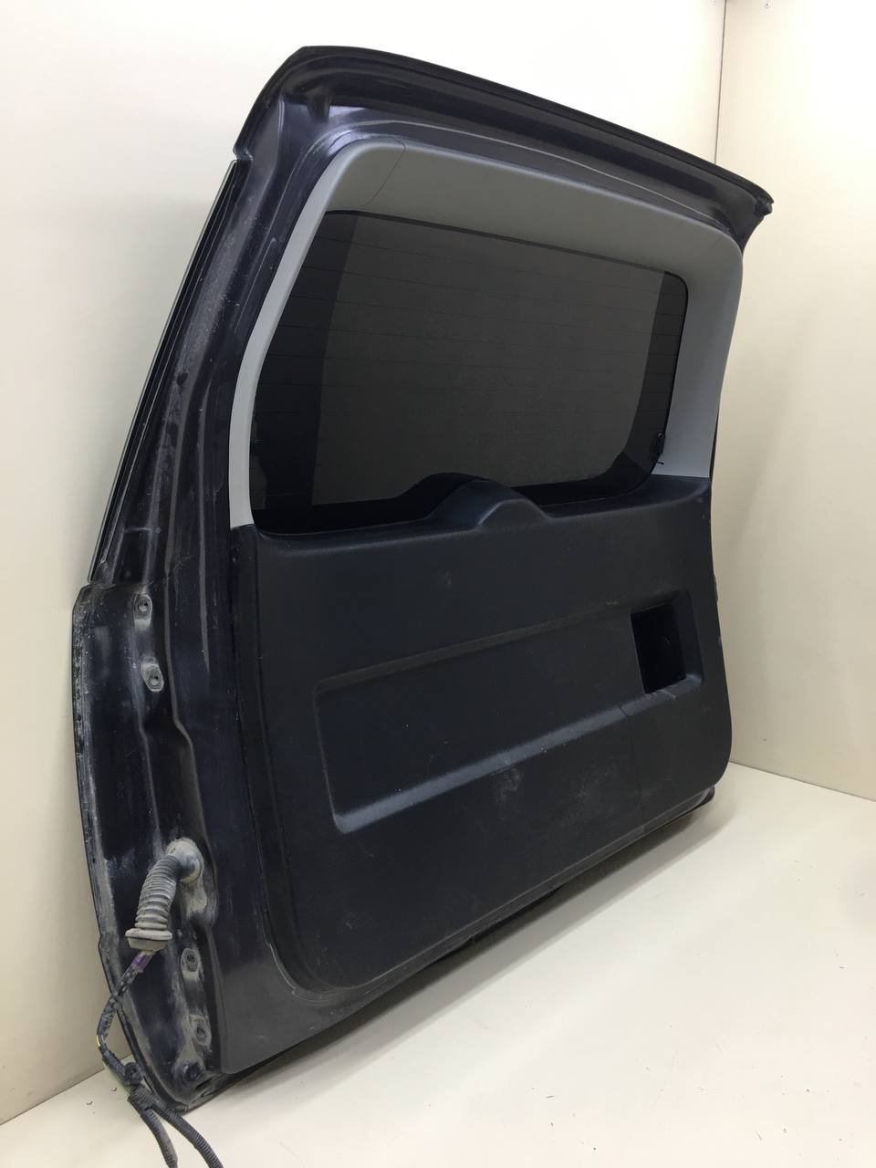 Дверь багажника со стеклом Suzuki Grand Vitara 2005-2015
